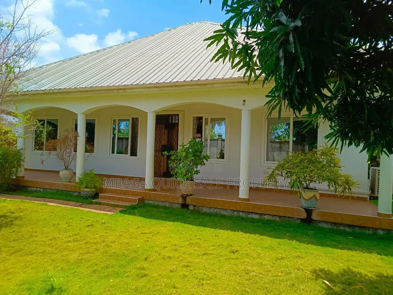 Furnished 3bdrm House in Kigamboni, Masaki for rent in Masaki