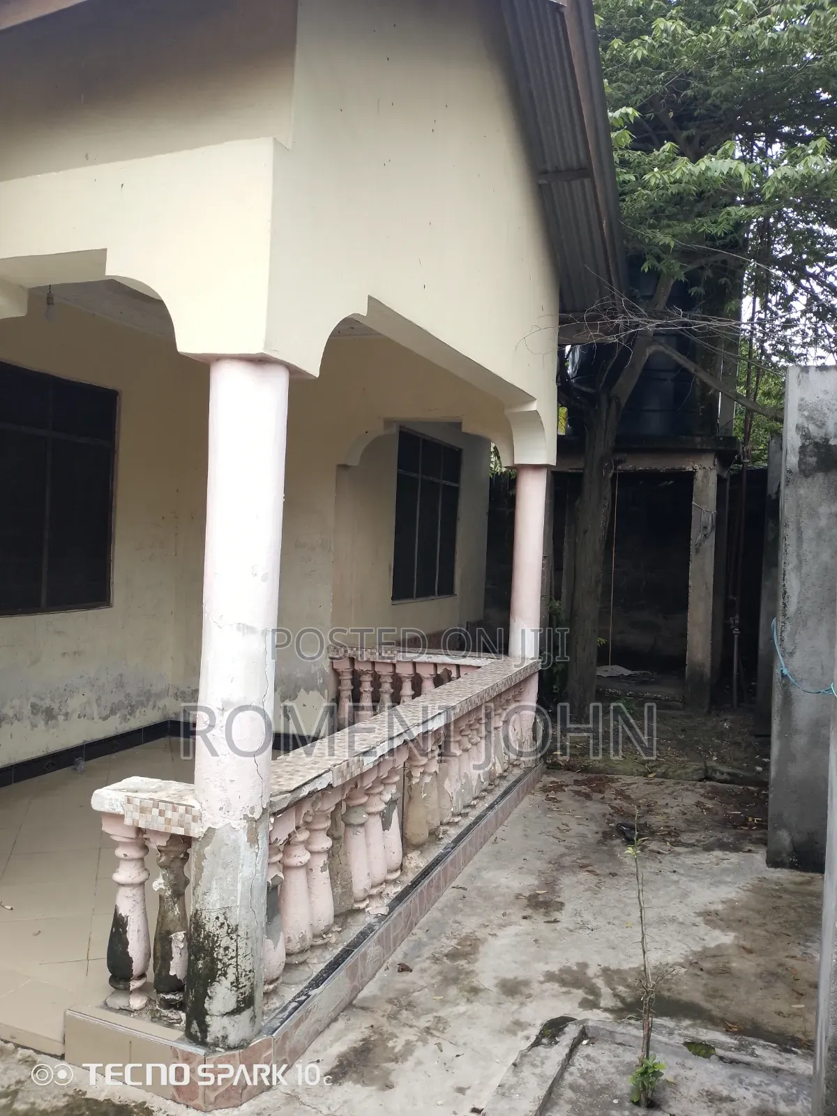 15bdrm Apartment in Tanzania Daresalaam, Ukonga for sale in Ukonga
