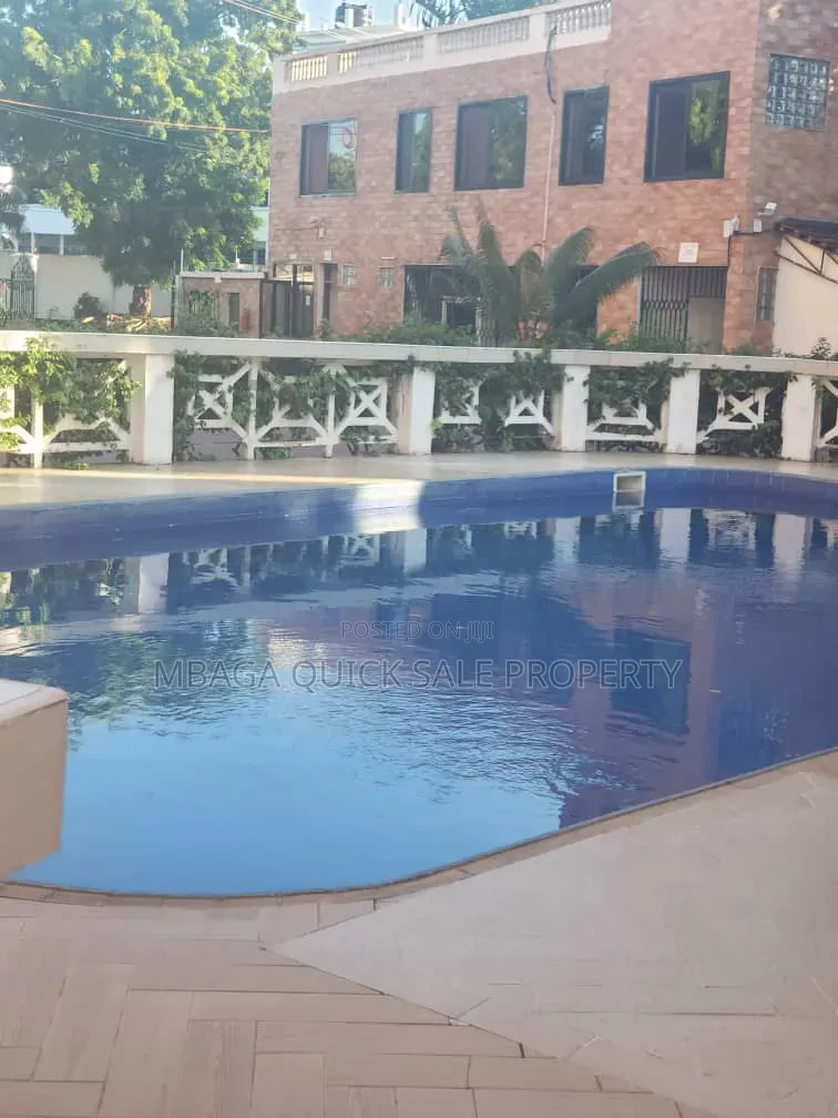 Furnished 3bdrm Villa in Oyster Bay for rent in Oyster Bay