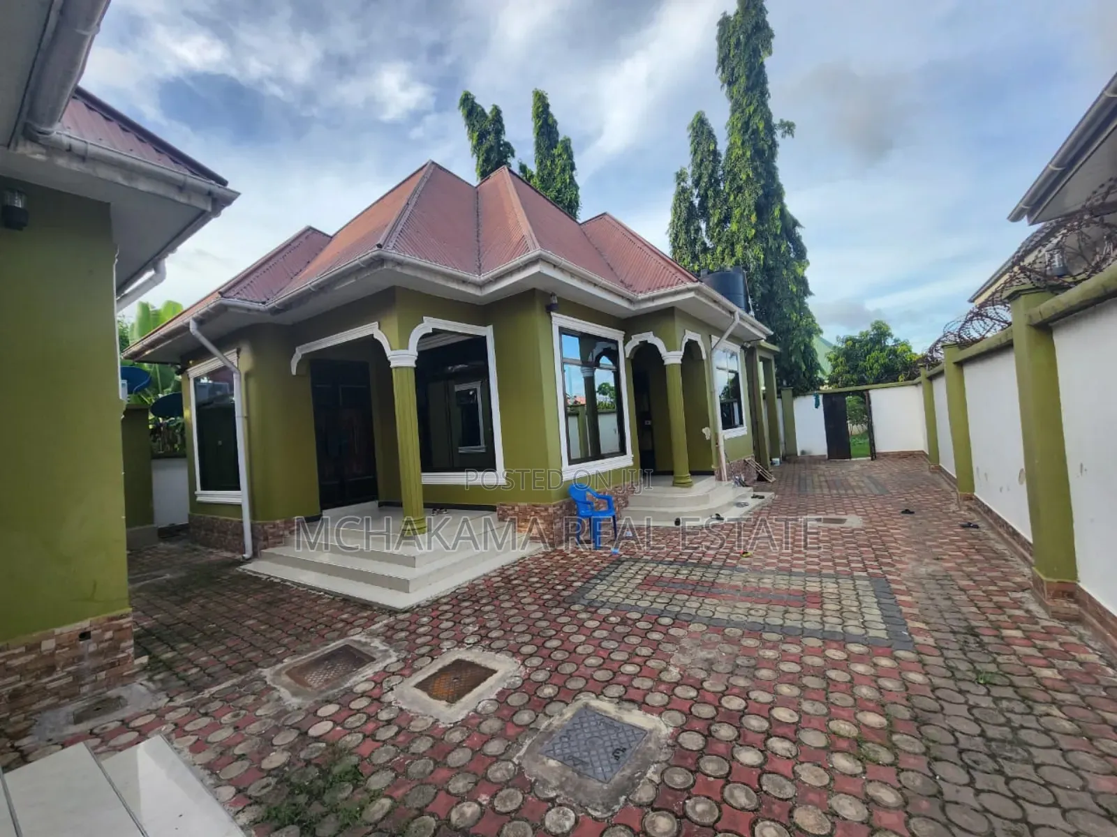 6bdrm Apartment in Mchakama Real Estate, Kiwalani for sale in Kiwalani