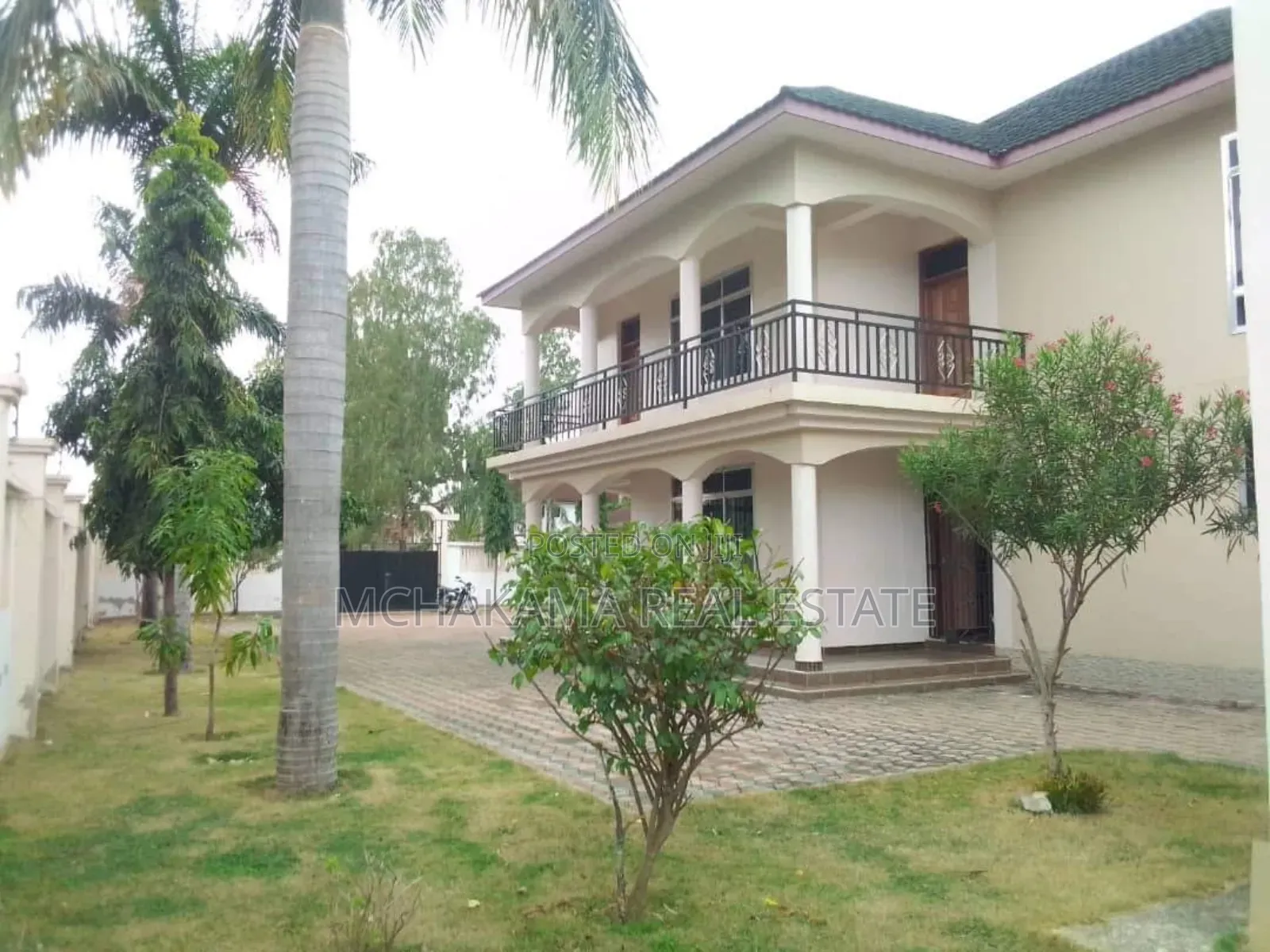 3bdrm Block of Flats in Mchakama Real Estate, Mbezi Beach for sale in Mbezi Beach