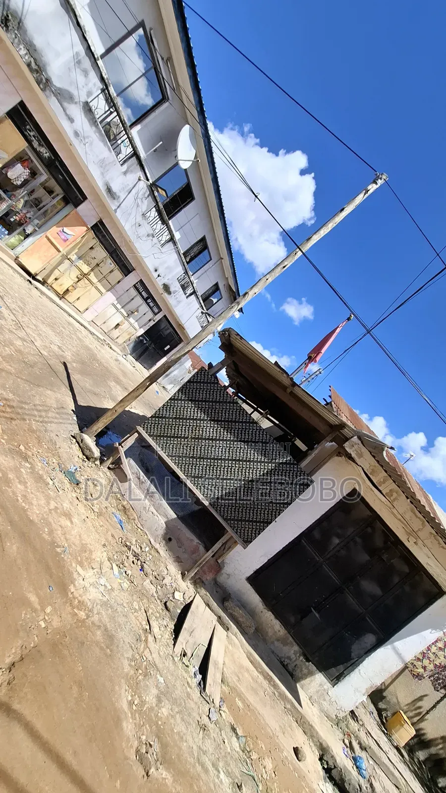 5bdrm Bungalow in Kinondoni Hananasif for sale in Kinondoni