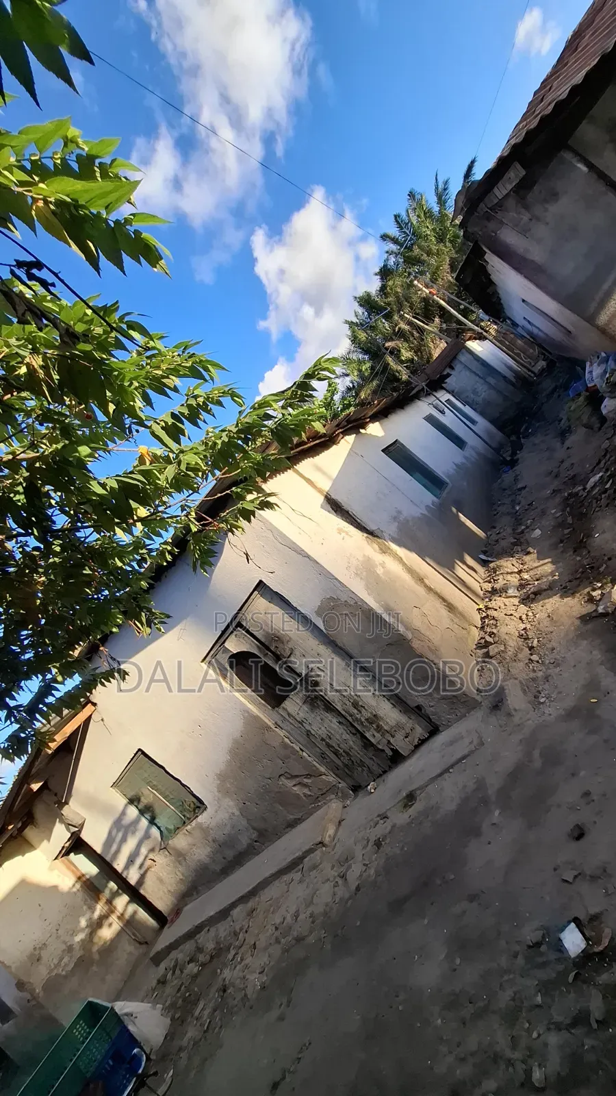 6bdrm Bungalow in Kinondoni Mccri, Mwananyamala for sale in Mwananyamala