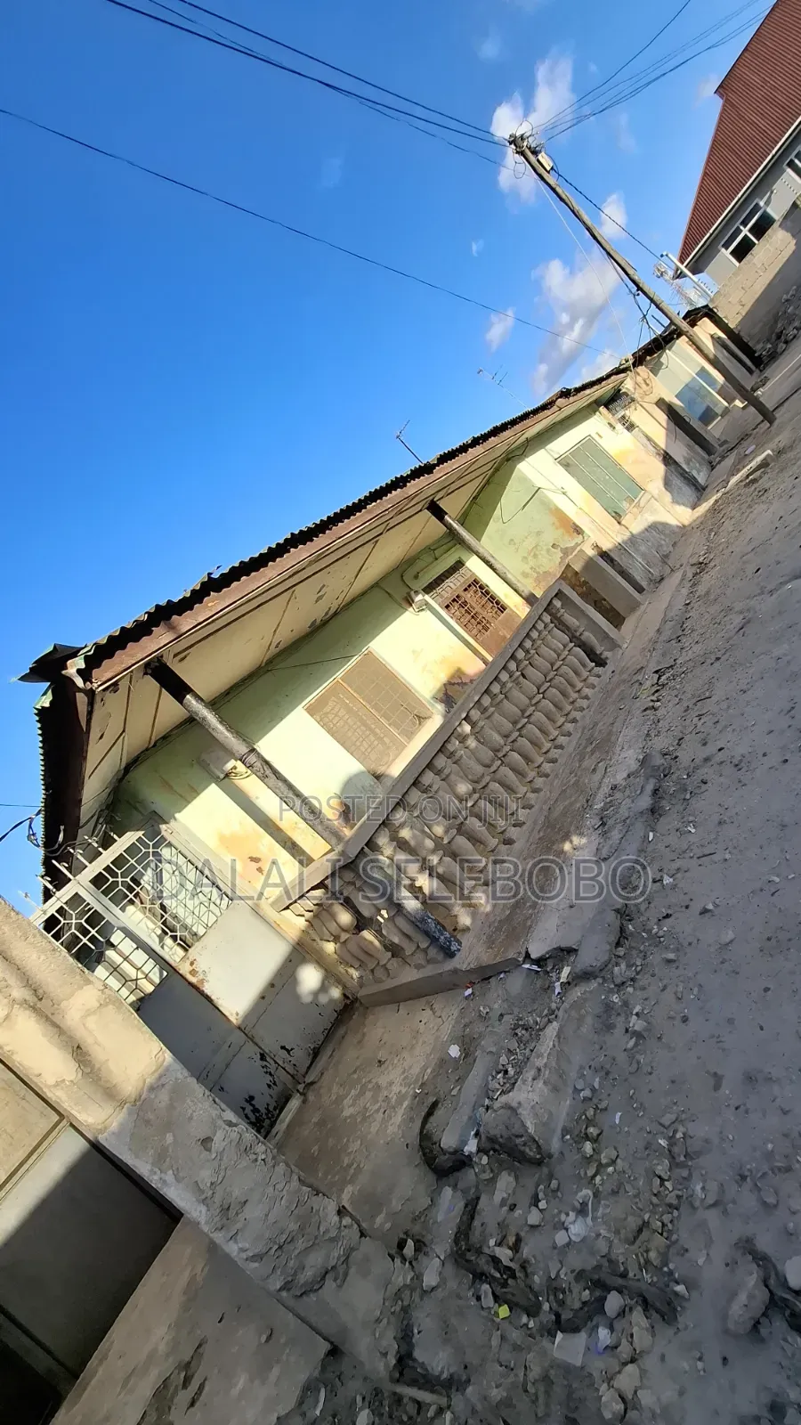 7bdrm Bungalow in Kinondoni, Mwananyamala for sale in Mwananyamala