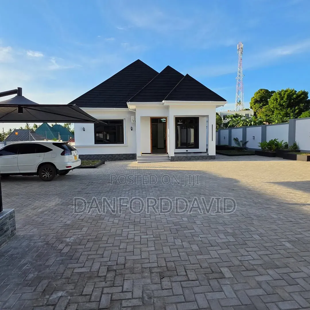 4bdrm House in Kahwa Real Estate, Goba for sale in Goba