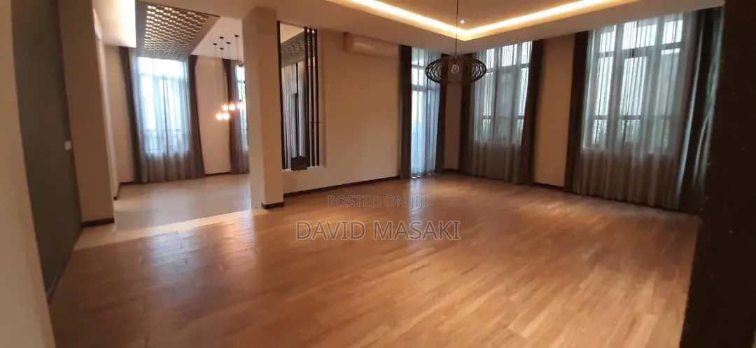 4bdrm Villa in Top Villas, Oyster Bay for rent in Oyster Bay