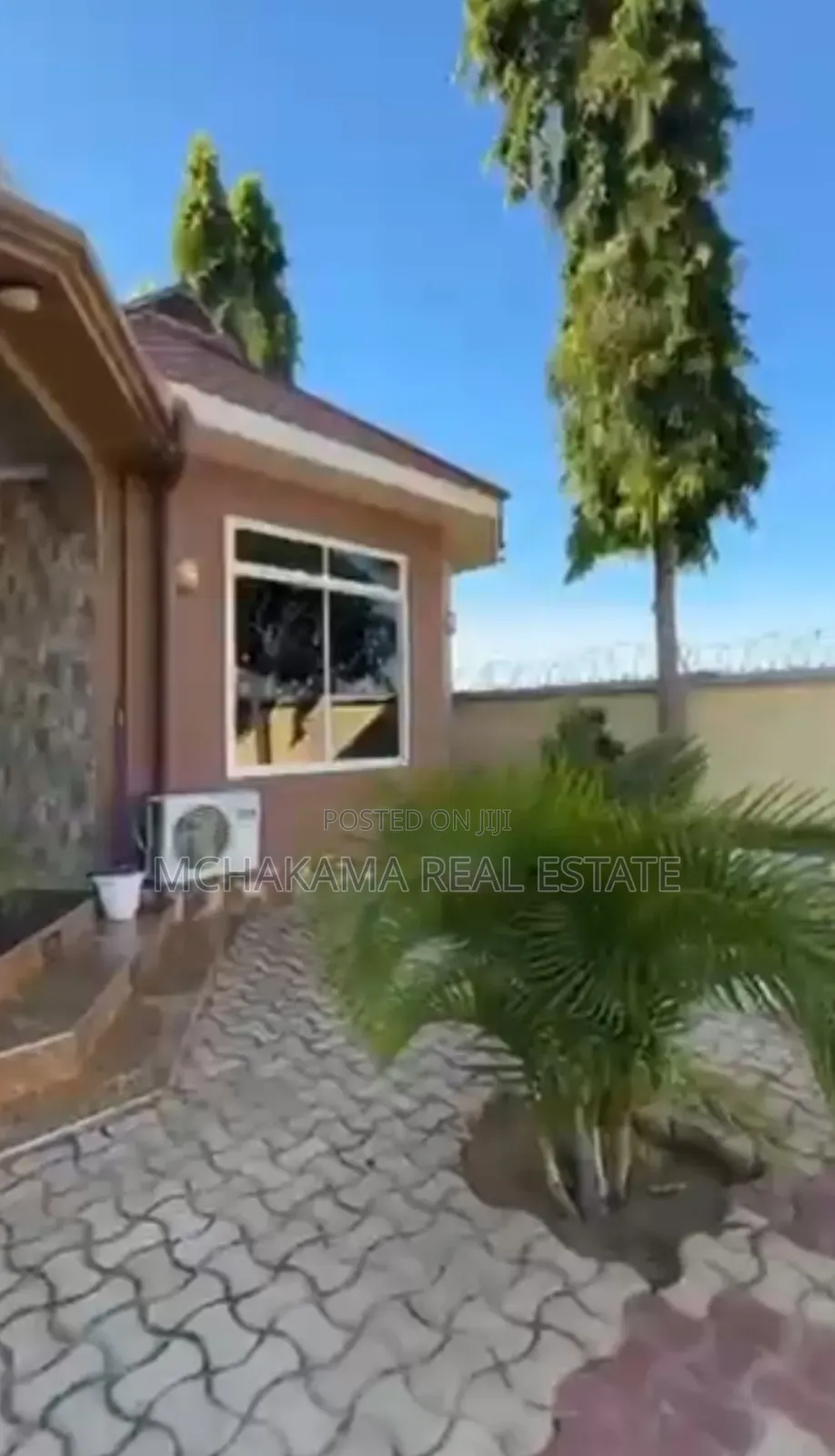 Furnished 16bdrm Bungalow in Mchakama Real Estate, Haneti for sale in Haneti