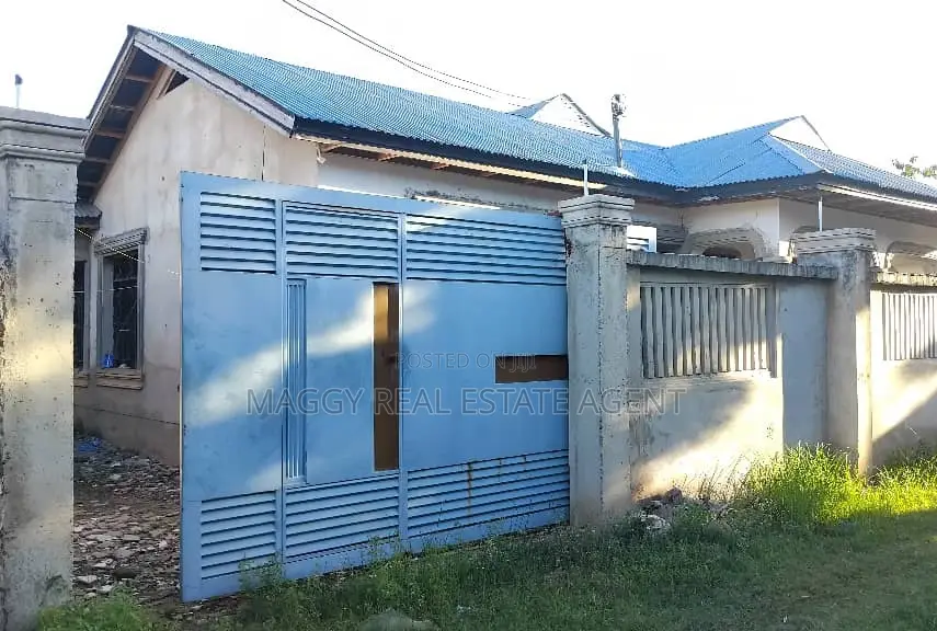 4bdrm House in Bahari Beach, Kunduchi for sale in Kunduchi