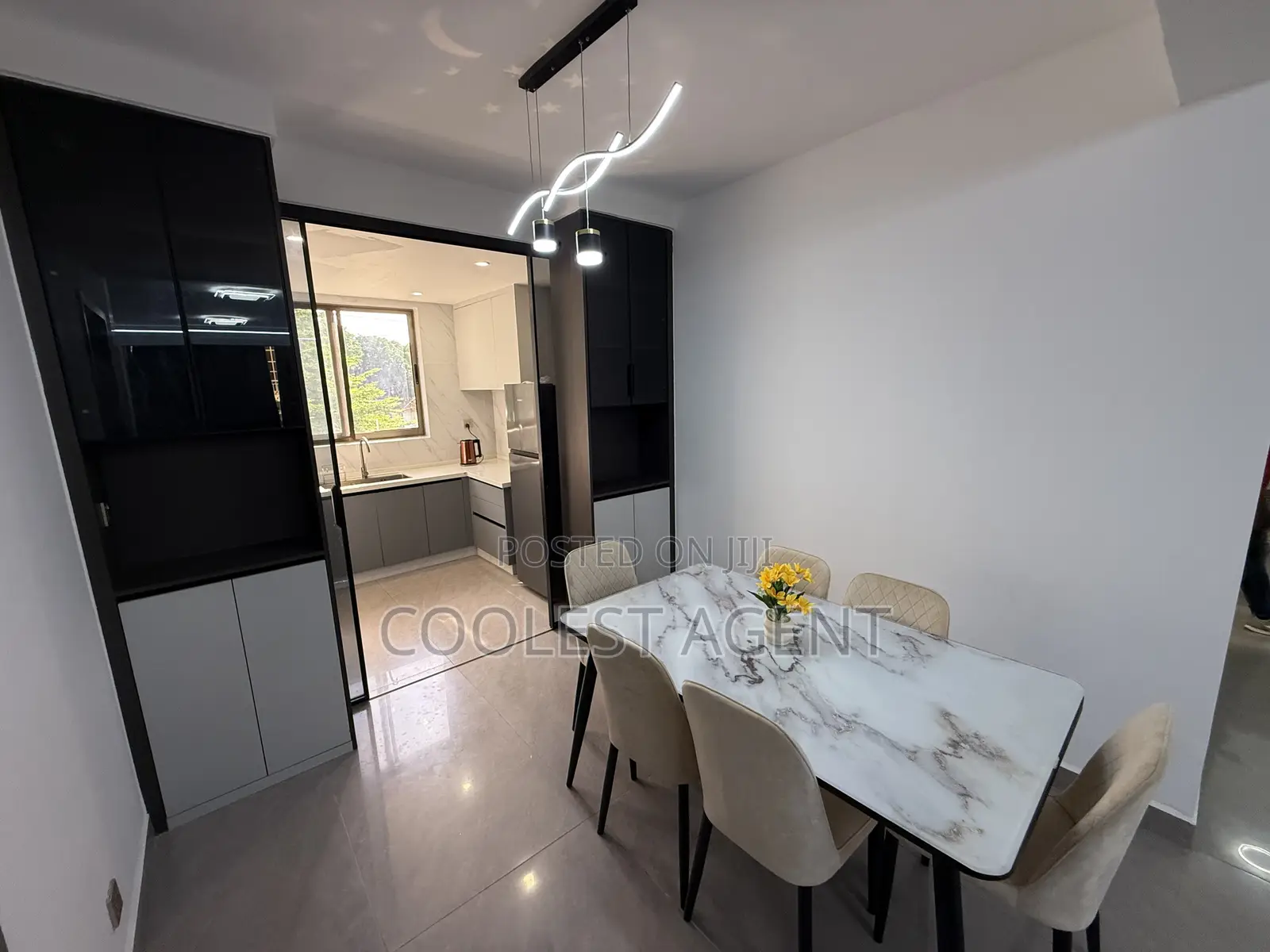 Furnished 3bdrm Apartment in Coolest Estate, Oyster Bay for rent in Oyster Bay