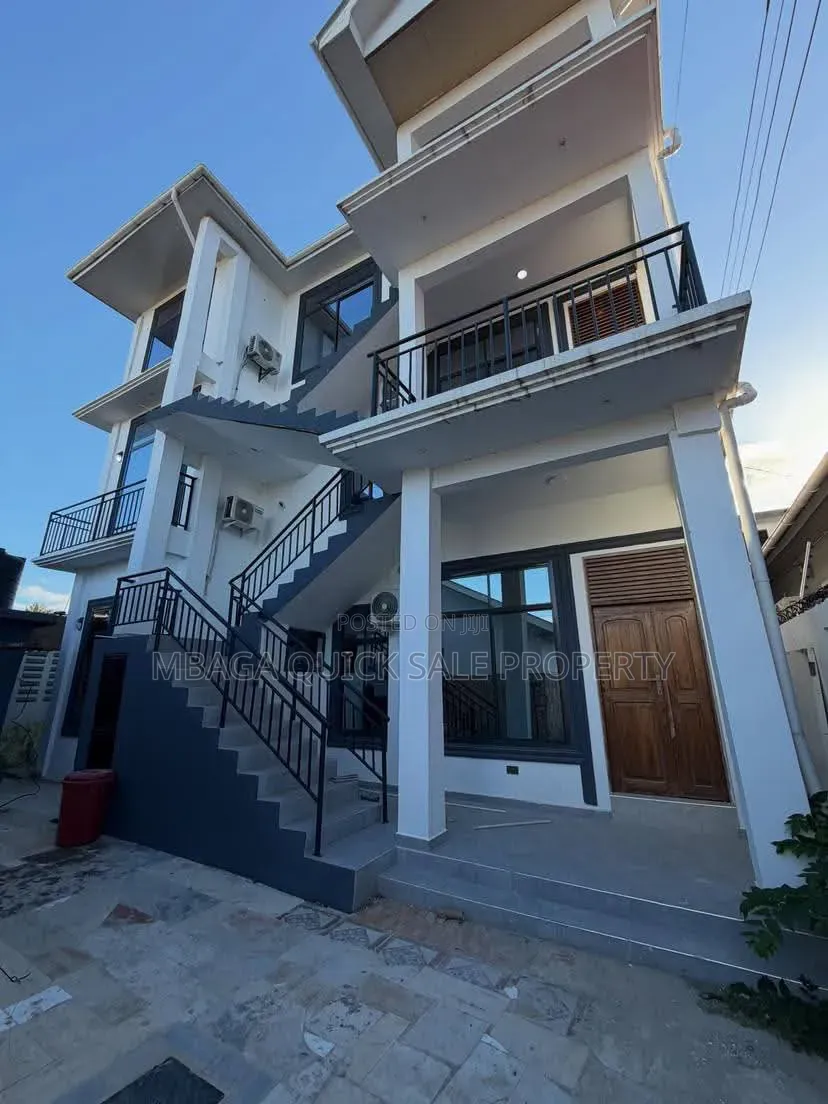 Furnished 2bdrm Apartment in Kinondoni, Masaki for rent in Masaki