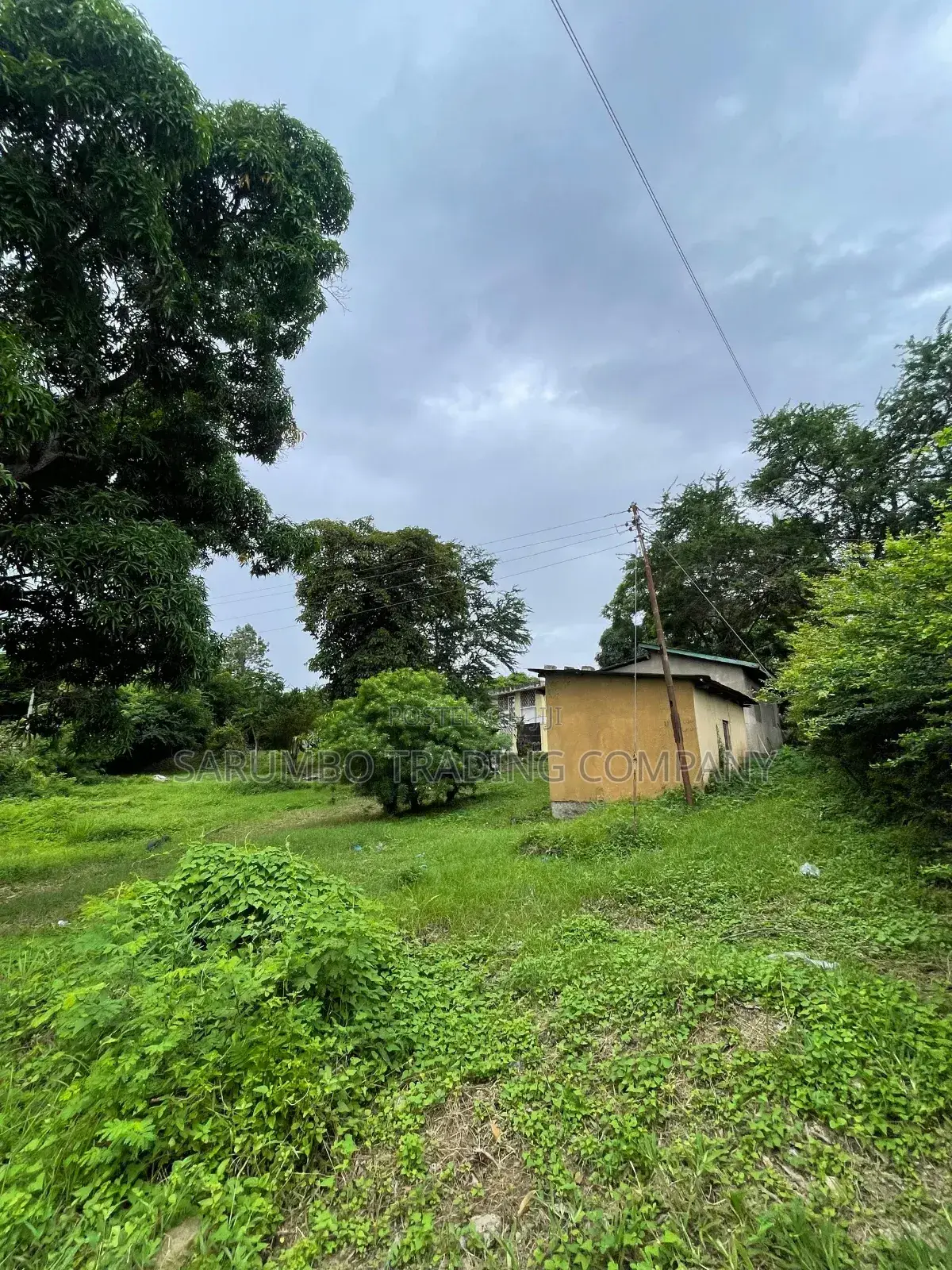 Eneo Linalotizama Lami Linauzwa Kimara in Kimara