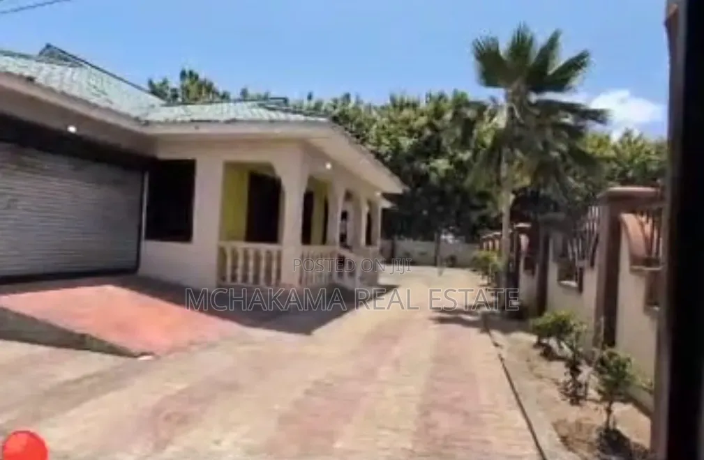 3bdrm House in Mchakama Real Estate, Mtoni for sale in Mtoni