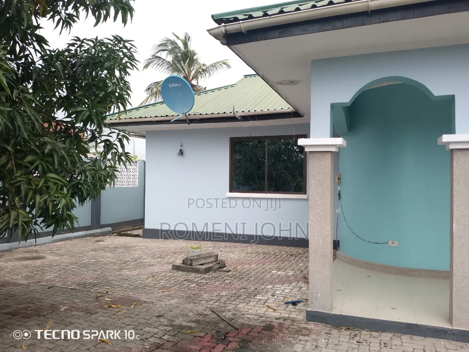 5bdrm House in Tanzania Daresalaam, Ukonga for sale in Ukonga