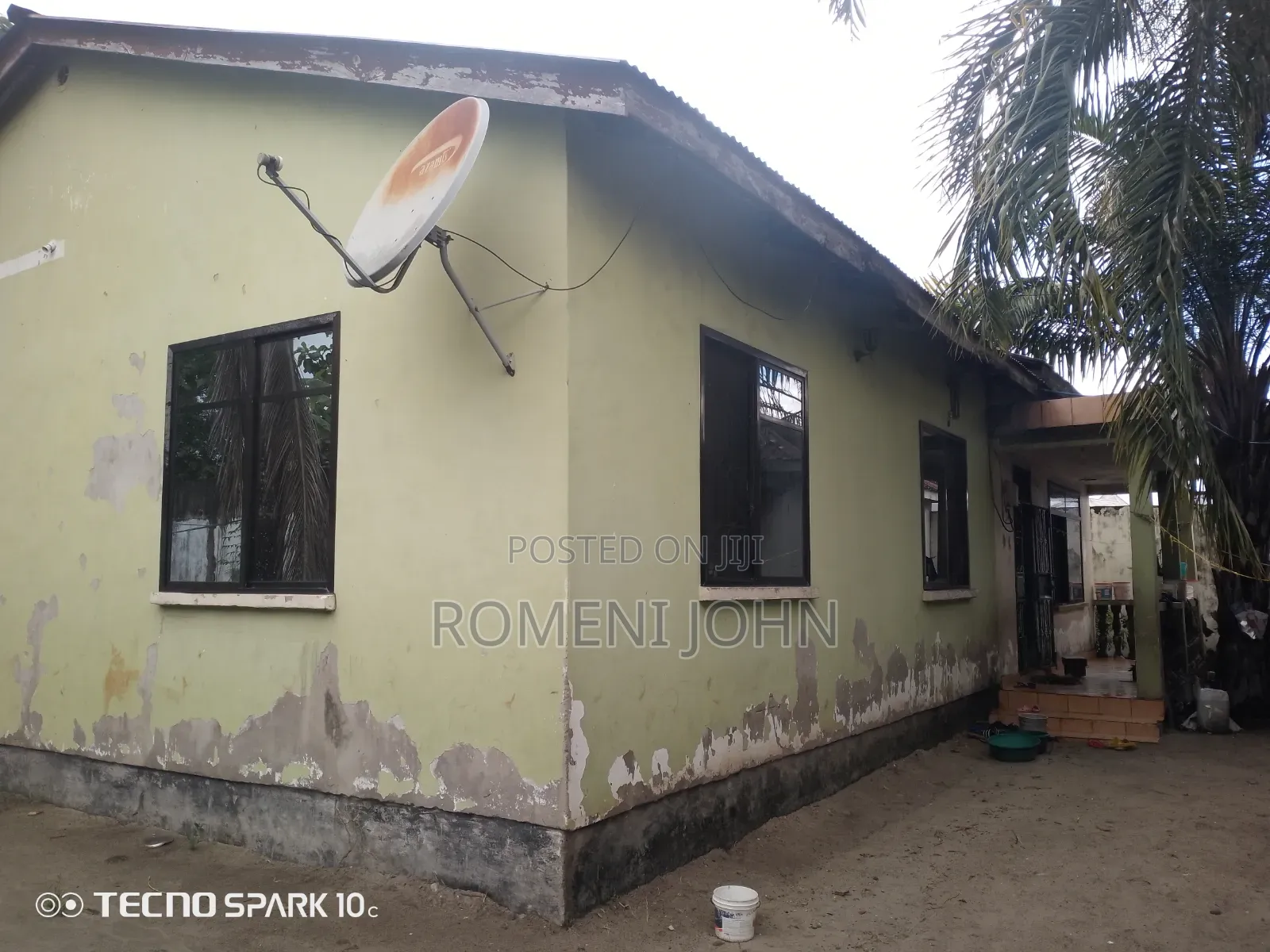7bdrm Apartment in Tanzania Daresalaam, Ukonga for sale in Ukonga