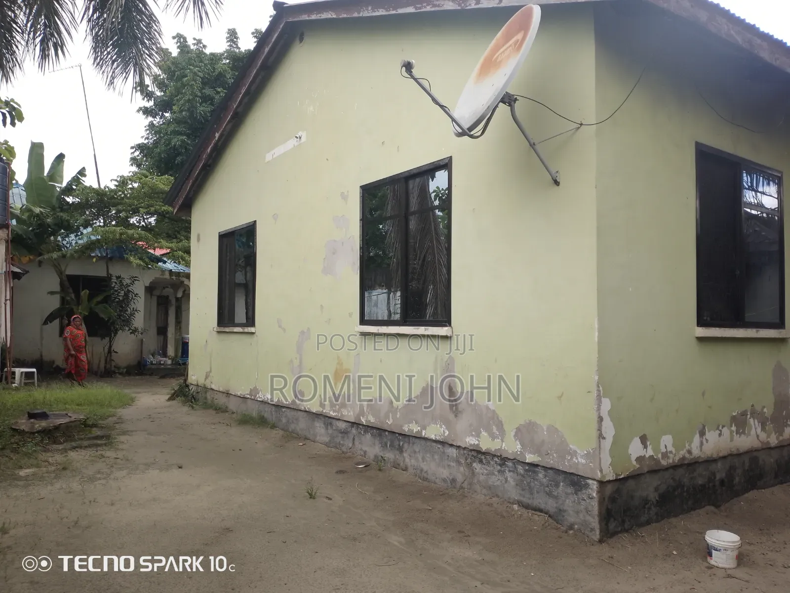 7bdrm Apartment in Tanzania Daresalaam, Ukonga for sale in Ukonga