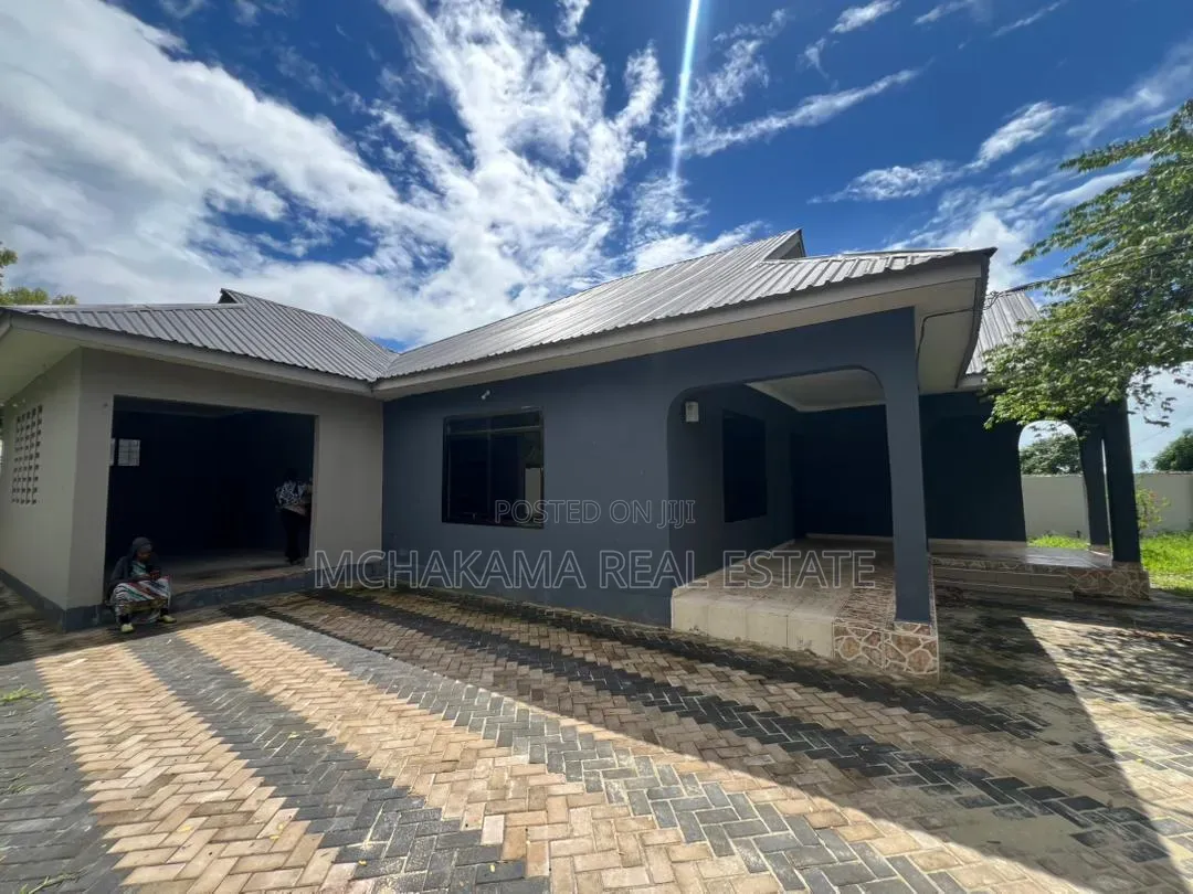 3bdrm House in Mchakama Real Estate, Bunju for sale in Bunju