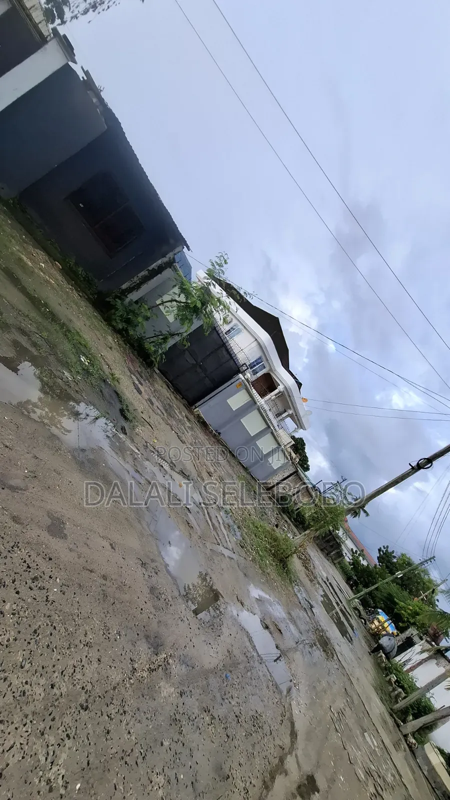 6bdrm Bungalow in Kinondoni Garden for sale in Kinondoni
