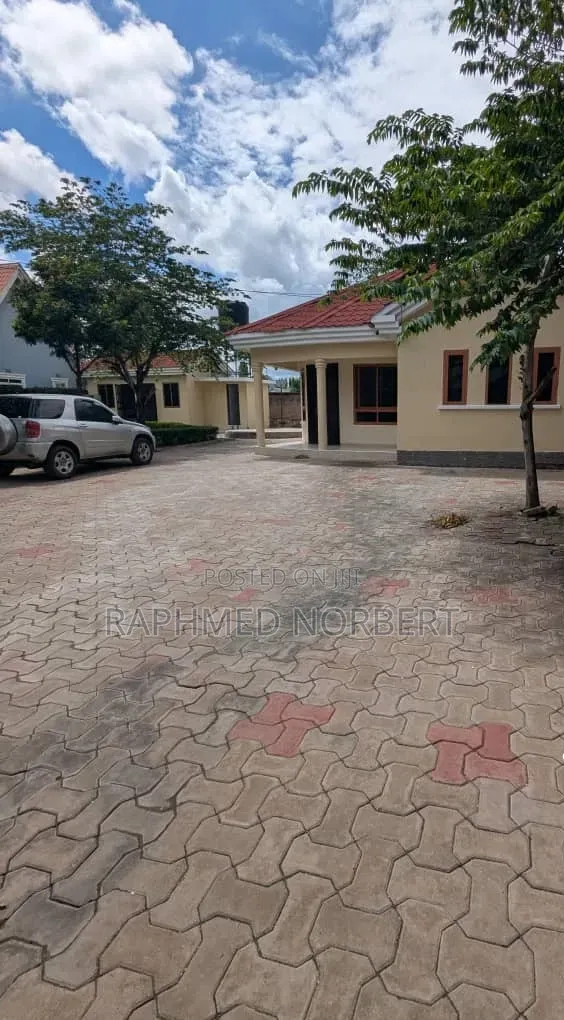 2bdrm House in Tanzania Realestates, Central Business Area for sale in Central Business Area
