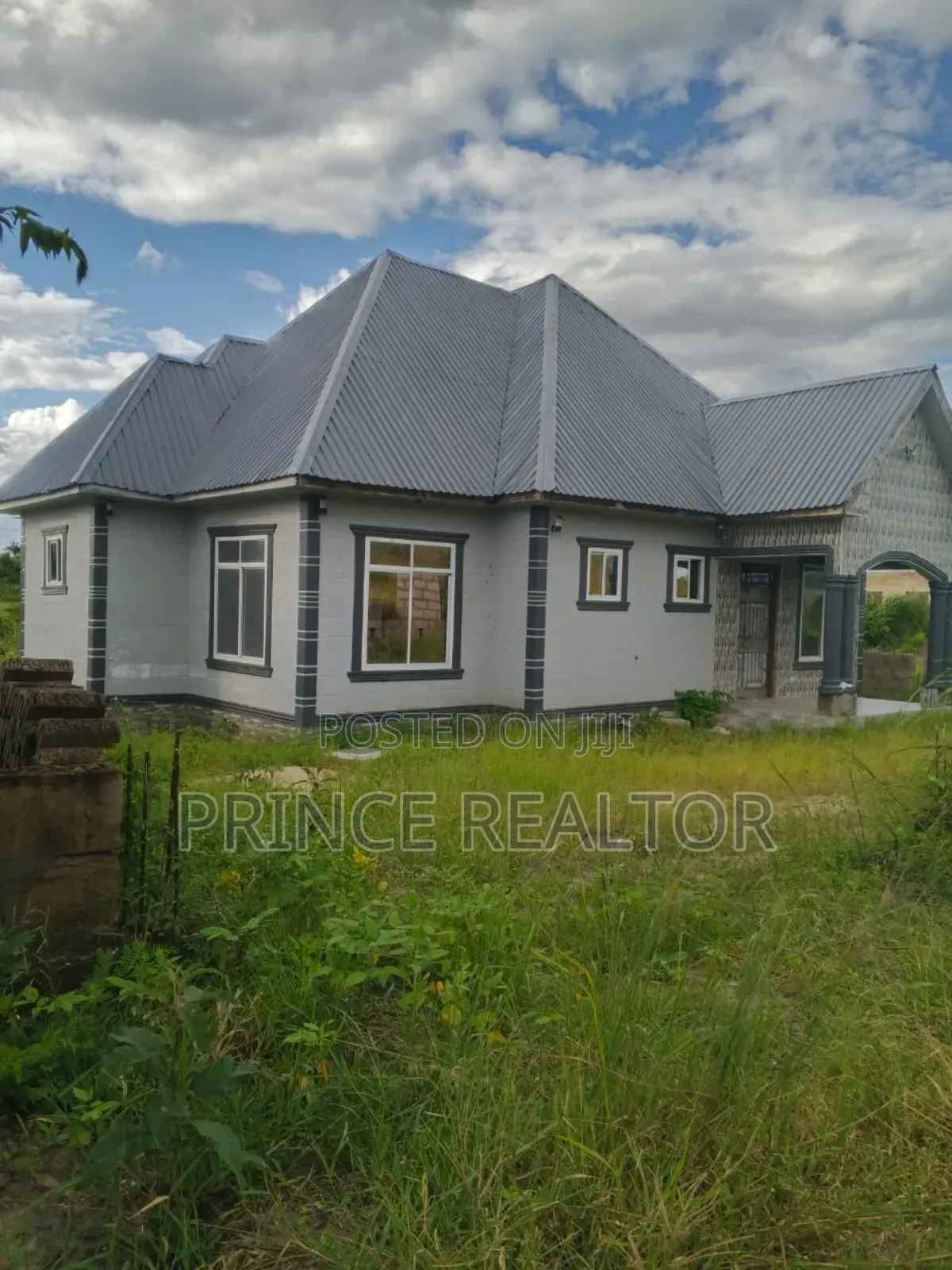 3bdrm House in Kiluvya, Kinondoni for sale in Kinondoni