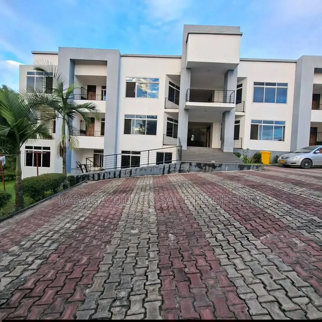 3bdrm Apartment in Makongo Juu Mwanzoni, Goba for rent in Goba