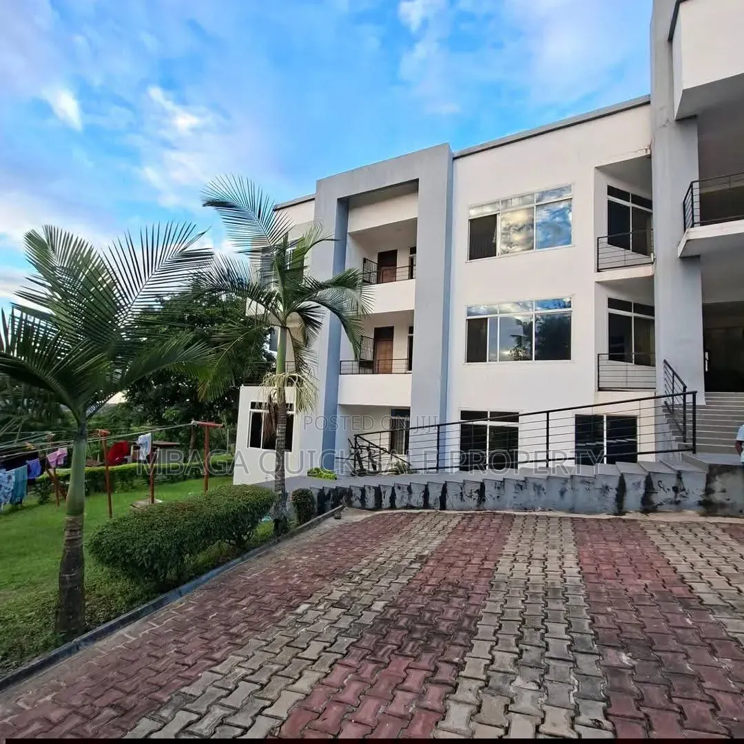 3bdrm Apartment in Makongo Juu Mwanzoni, Goba for rent in Goba