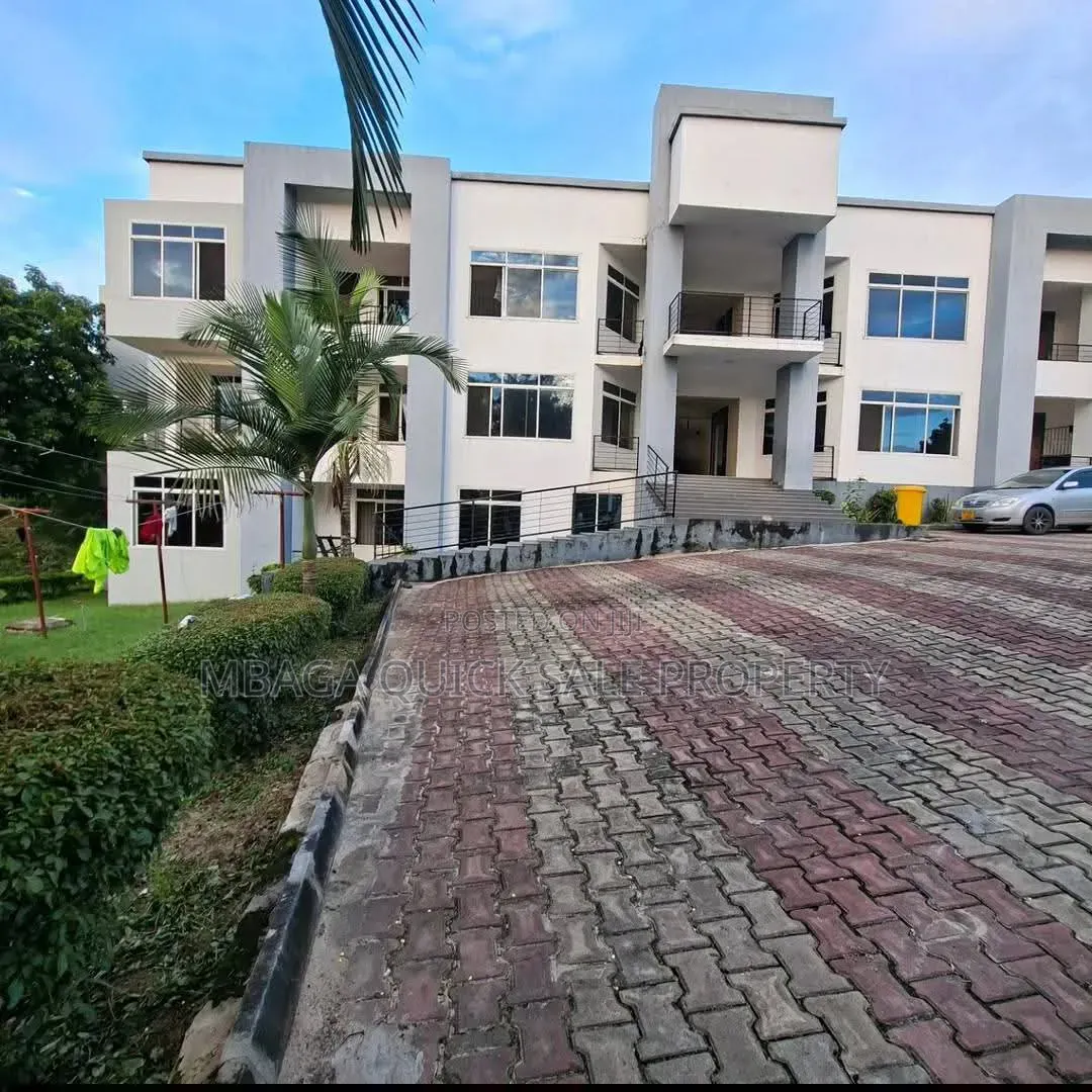 3bdrm Apartment in Makongo Juu Mwanzoni, Goba for rent in Goba