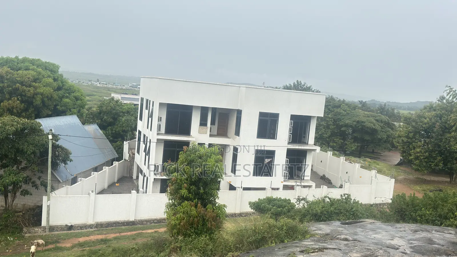 Kiwanja Kinauzwa Ilemela in Ilemela Ward