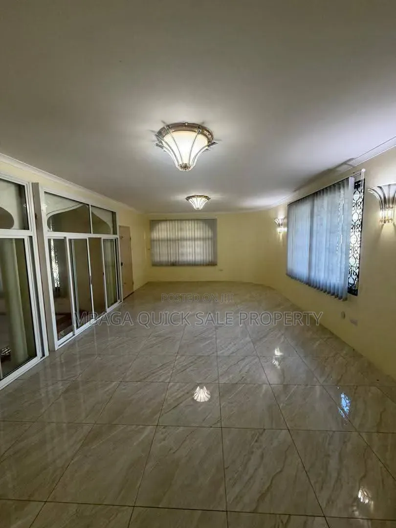 5bdrm House in Ada Estate for rent in Ada Estate