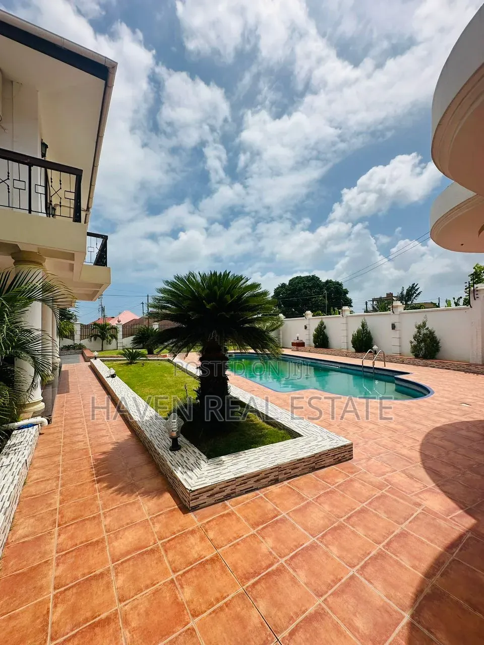 5bdrm House in Mbezi Beach for sale in Mbezi Beach
