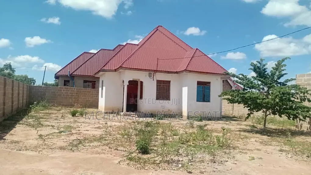 3bdrm House in Mchakama Real Estate, Fufu for sale in Fufu