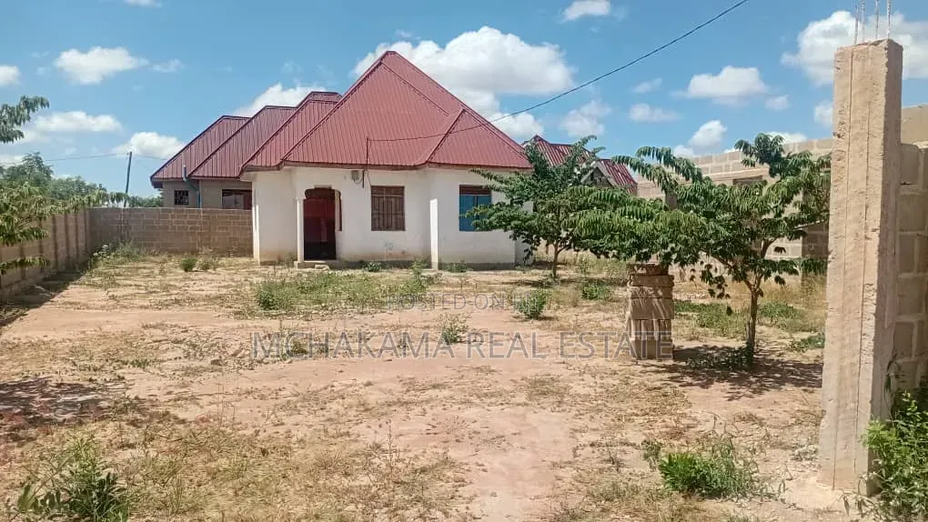3bdrm House in Mchakama Real Estate, Fufu for sale in Fufu