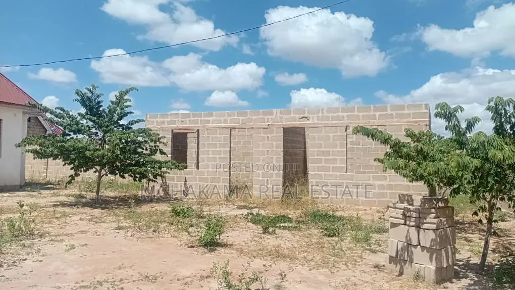 3bdrm House in Mchakama Real Estate, Fufu for sale in Fufu