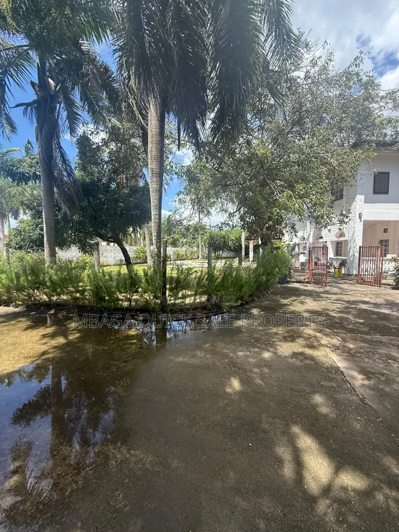 6bdrm House in Mbezi Beach for rent in Mbezi Beach