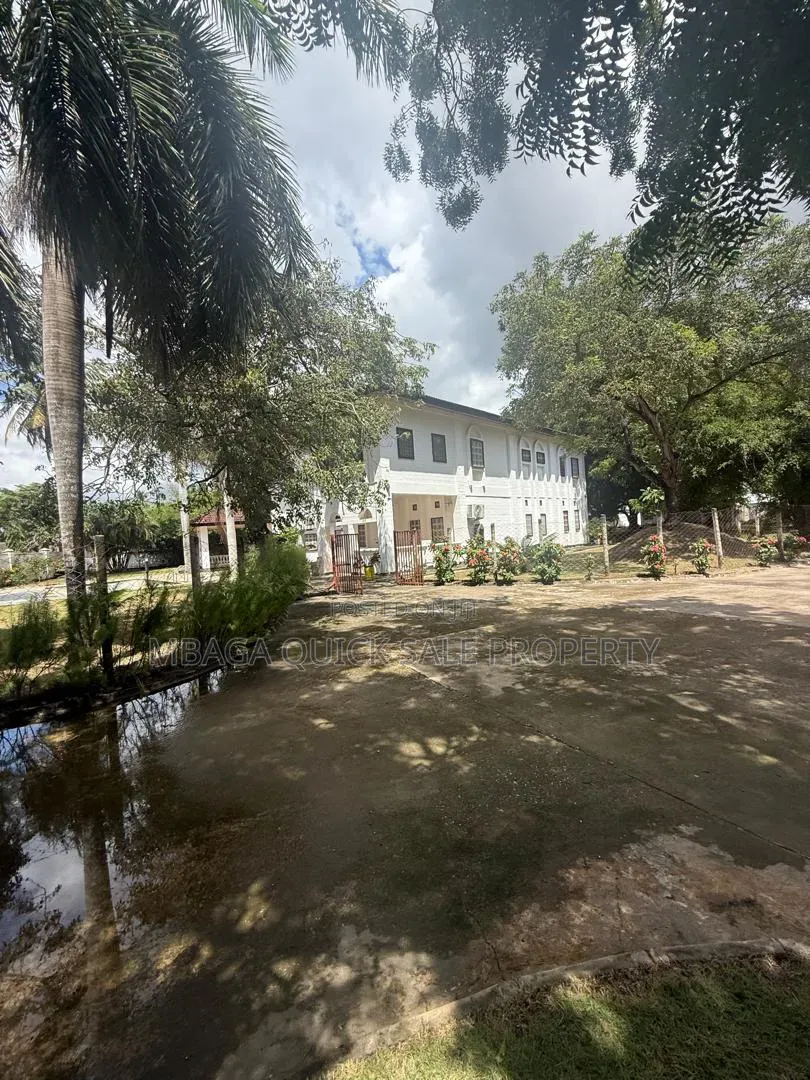 6bdrm House in Mbezi Beach for rent in Mbezi Beach