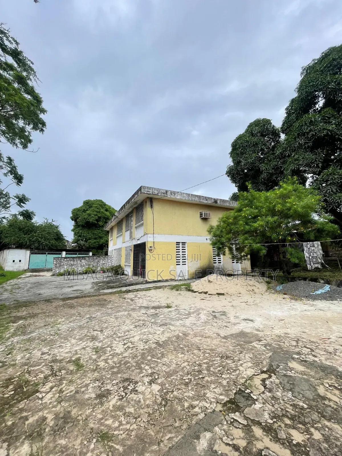 Plot Area SQM 980 for Sale at Kimara Kona in Kimara