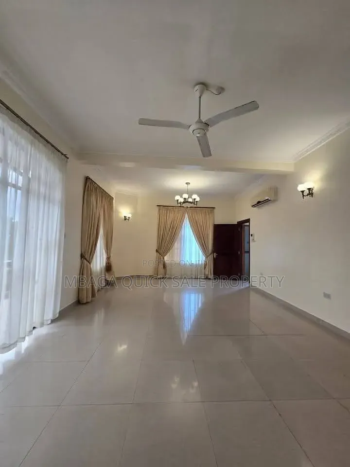 3bdrm Apartment in Mbezi Beach, Kimara for rent in Kimara