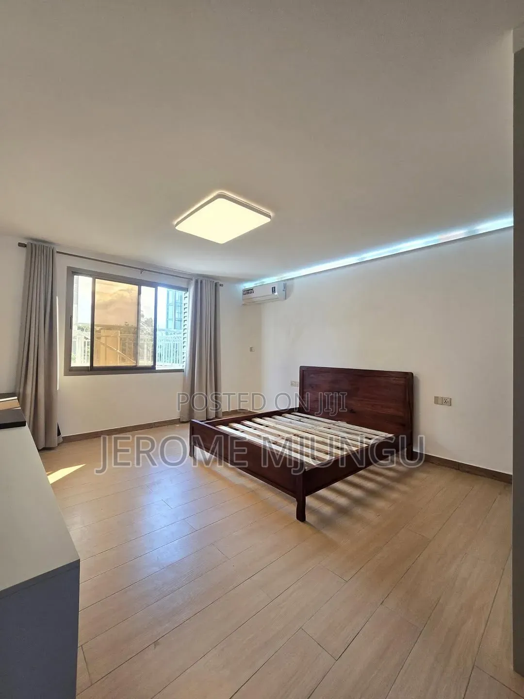 4bdrm Apartment in Oyster Bay for sale in Oyster Bay