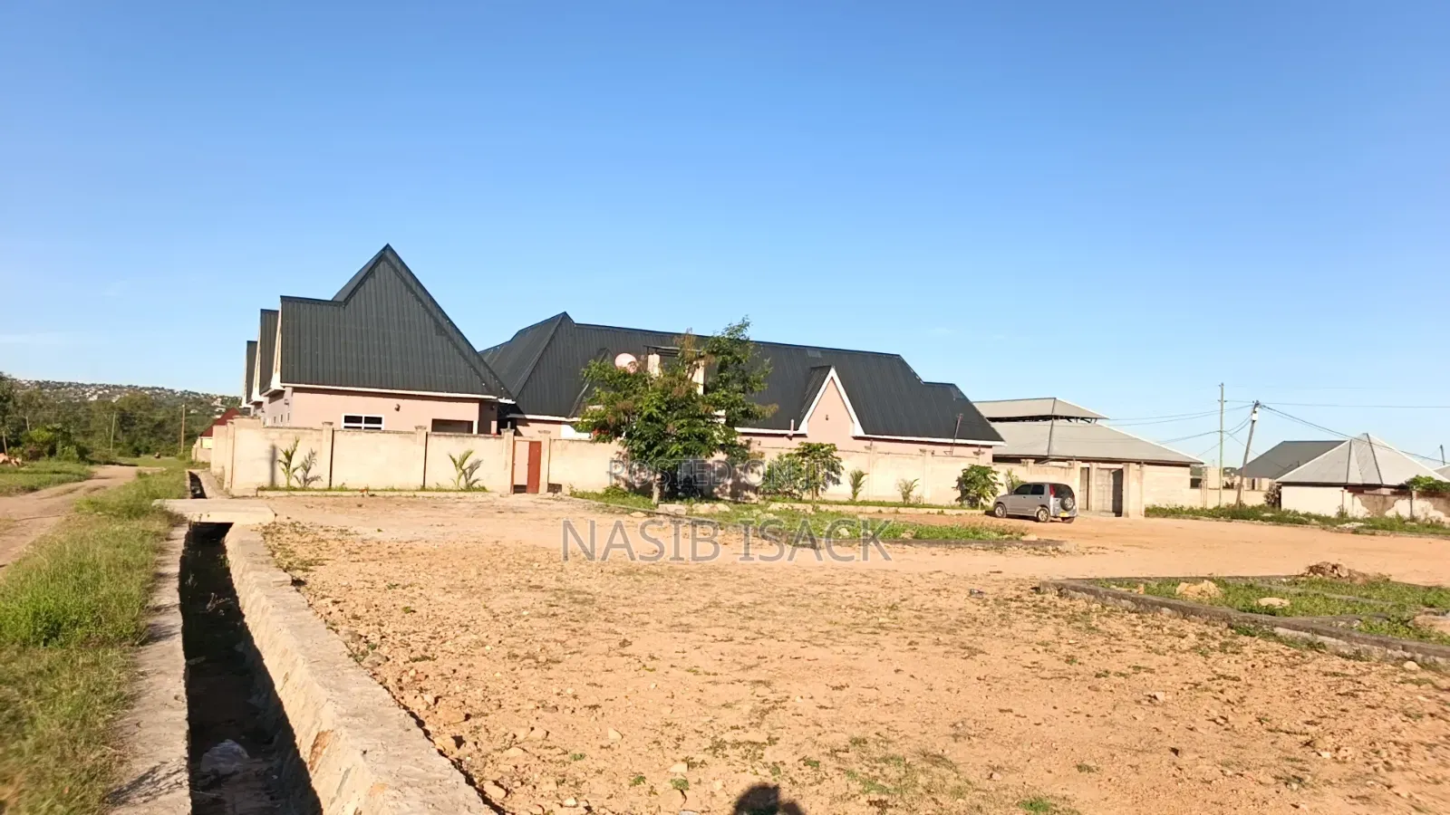 Ges/Lodge,Baa,Hotel Ukumbi in Mkolani