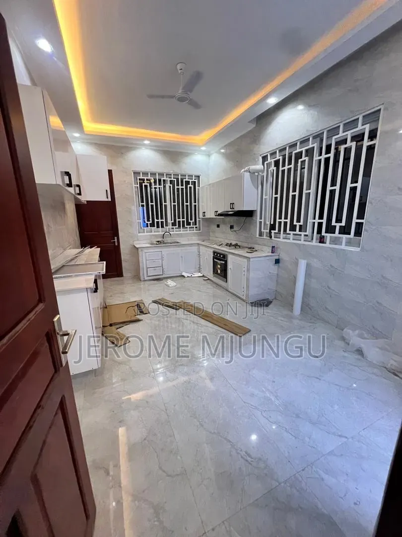 3bdrm Apartment in Msasani for rent in Msasani