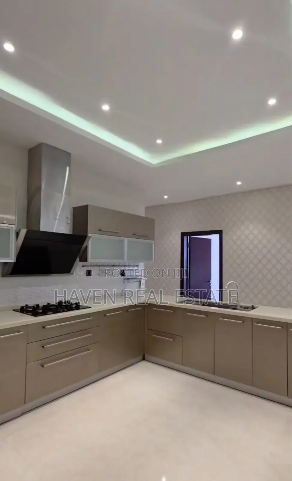 Furnished 4bdrm Apartment in Masaki for rent in Masaki