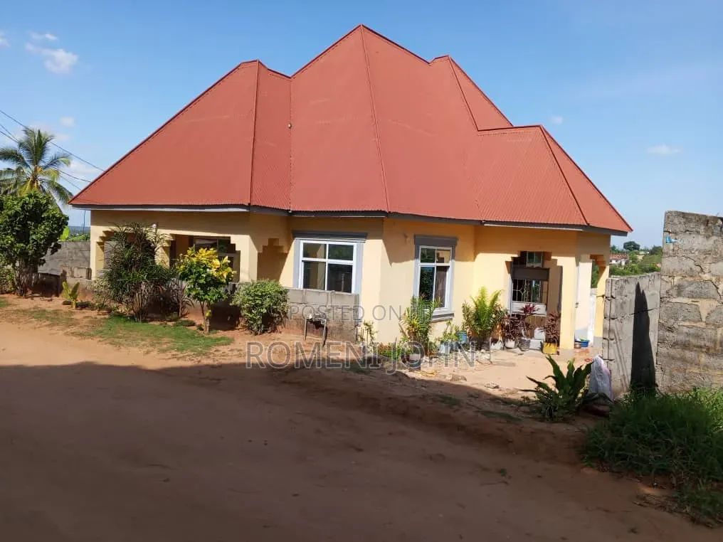 3bdrm House in Tanzania Daresalaam, Ukonga for sale in Ukonga