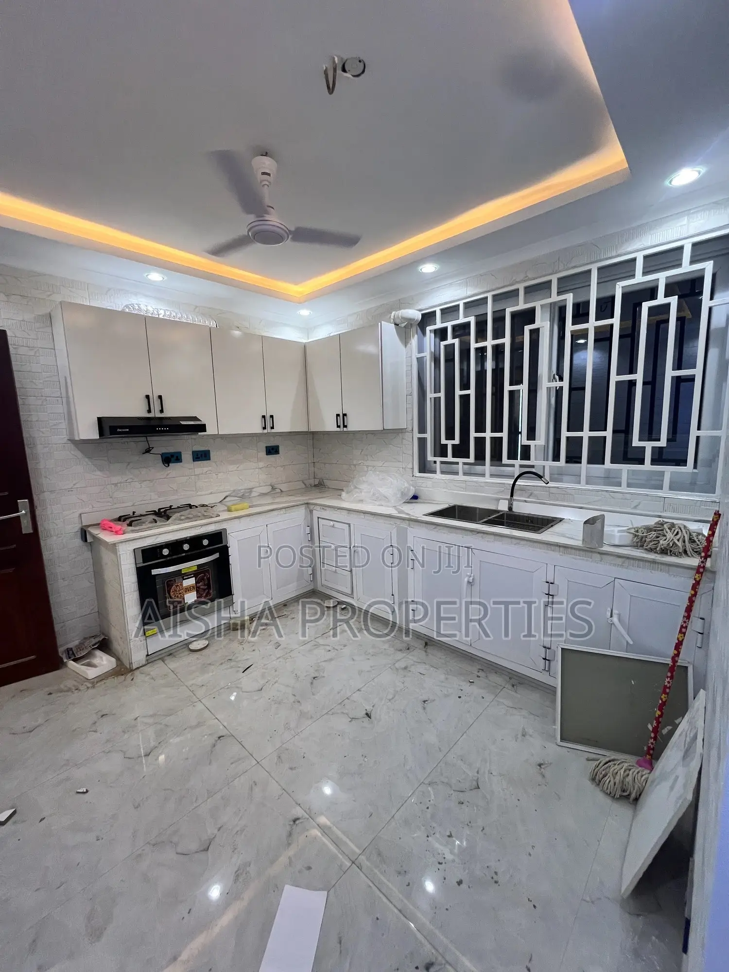 3bdrm Apartment in Msasani for rent in Msasani