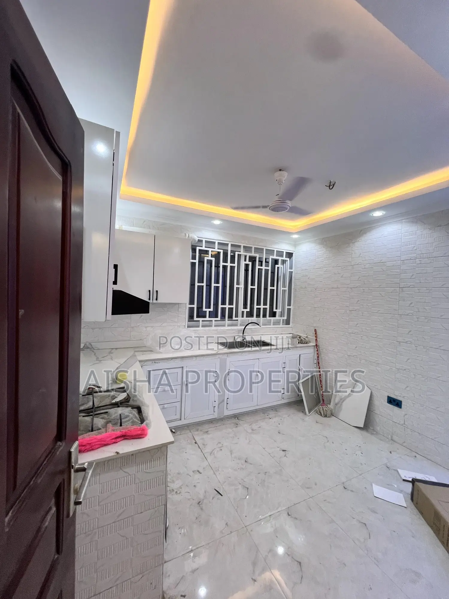 3bdrm Apartment in Msasani for rent in Msasani