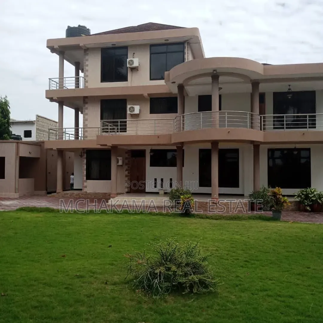 Furnished 11bdrm Block of Flats in Mchakama Real Estate, Kibada in Kibada