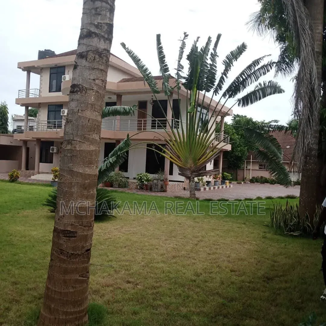 Furnished 11bdrm Block of Flats in Mchakama Real Estate, Kibada in Kibada