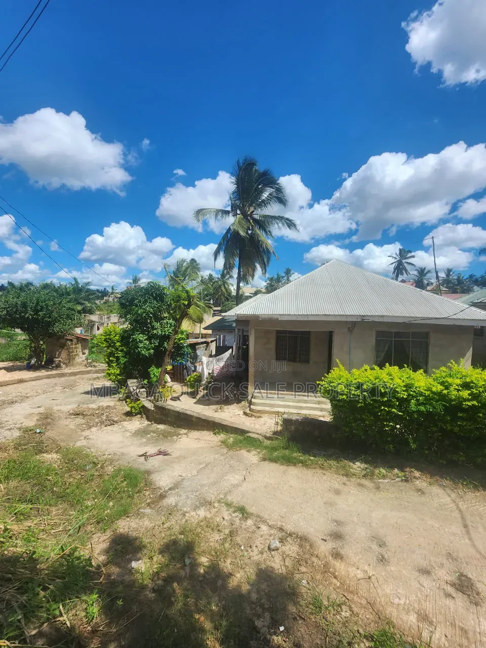 Plot Area SQM 410 for Sale Goba Njia 4 in Goba