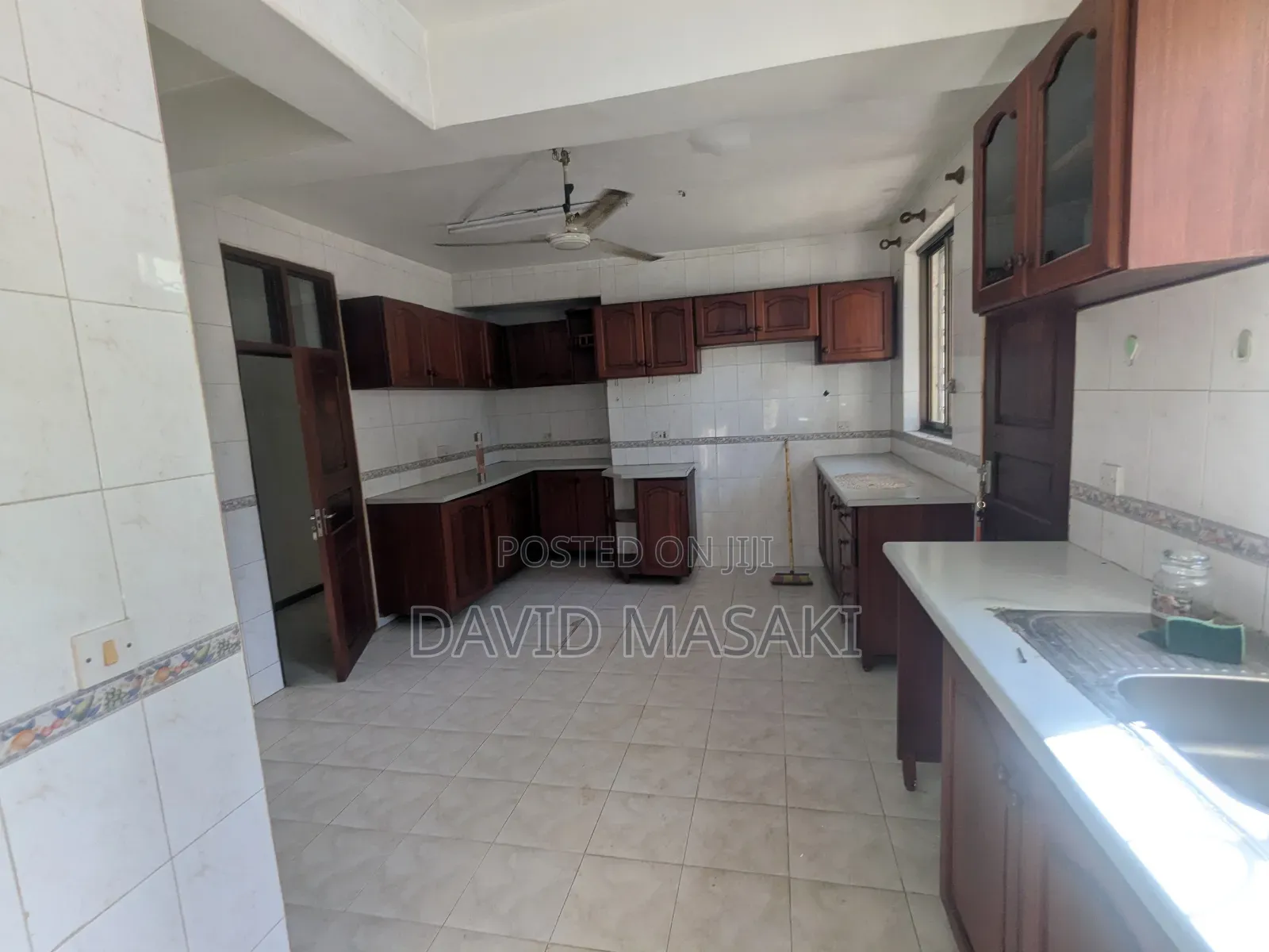 5bdrm House in Thr House, Masaki for rent in Masaki