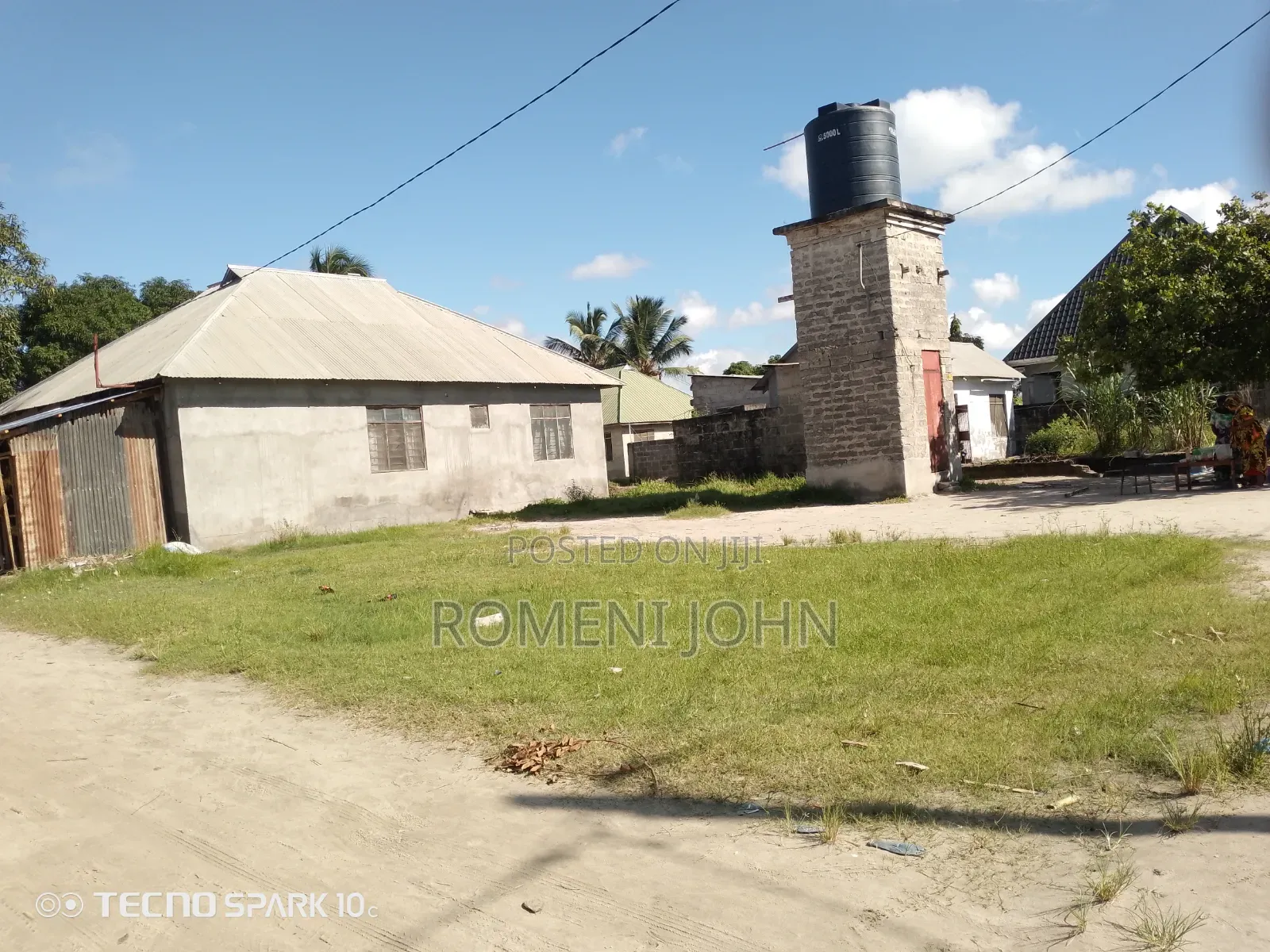Eneo La Kibiashara Linauzwa Milioni 25 Gongolamboto Majohe Viwege. in Ukonga