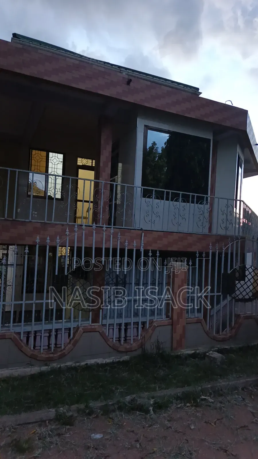 Furnished 12bdrm House in Mecco for sale in Mecco