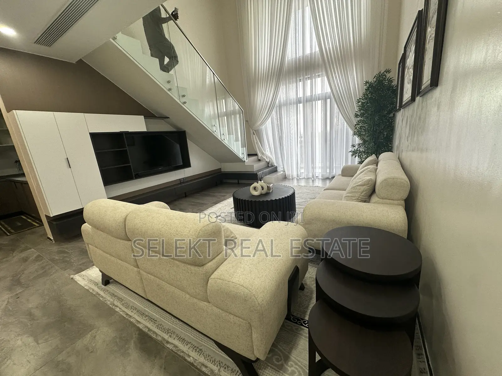 Furnished 2bdrm Duplex in Oyster Bay for rent in Oyster Bay